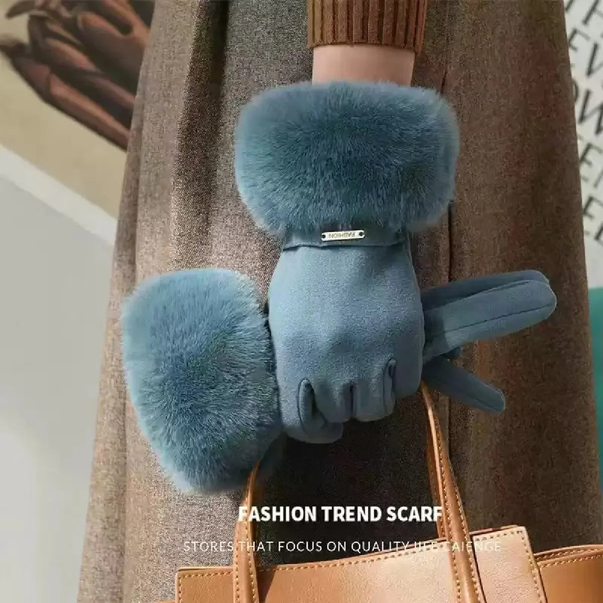 Plush Velvet Gloves